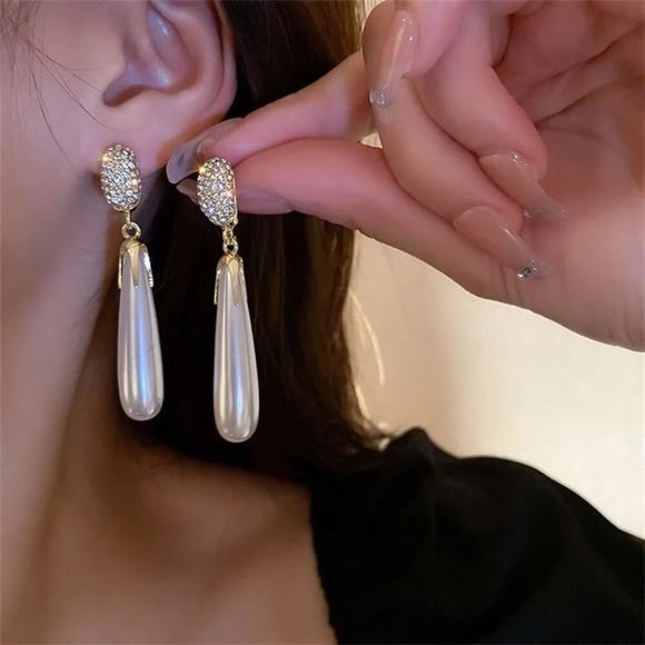 White Women's Large Teardrop Faux Pearl & Rhinestone Decor Earrings - Picture 2 of 5